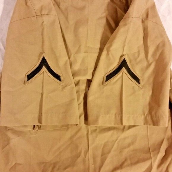 US MARINE PRIVATE E-2 16 KHAKI BUTTON DRESS UNIFORM SHORT SLEEVE SHIRT IH 00024 - Picture 9 of 13